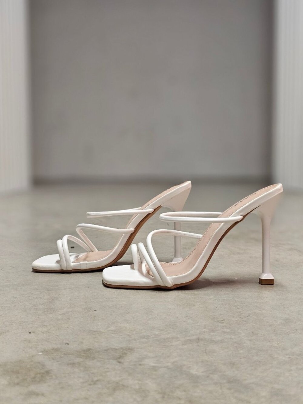 Strappy White High Heel Mules With Square Toe & Slim Stiletto Heels For Women - Picture 4 of 14
